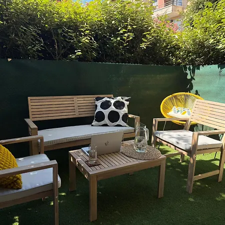 T2 Lumineux Cosy Avec Terrasse Privee - Parking Privee & Metro 5 Min - Proche Centre شقة