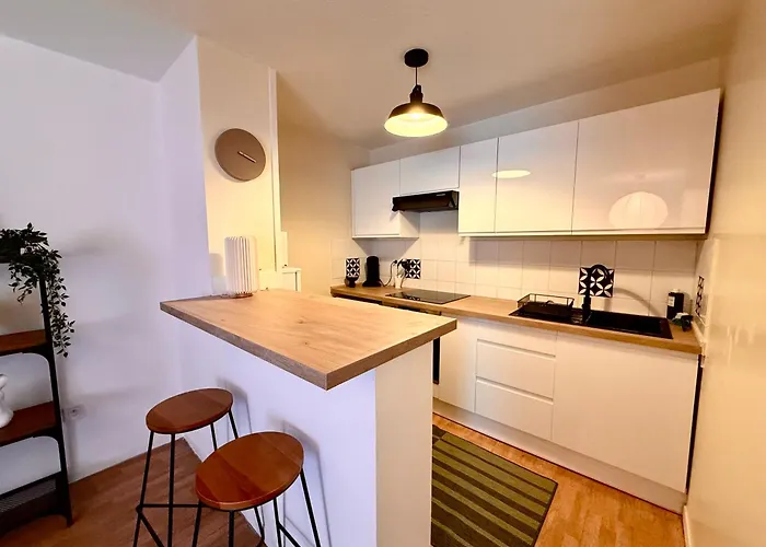 Calme Borderouge - 2 Pers - Wi-fi Debit, Parking Prive, Metro Et Commerces A 5 Mn - Ideal Sejour Pro Ou Detente A דירה *